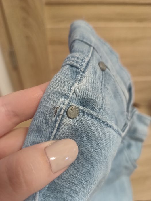 Dziecięce niemowlęce jeansowe spodnie z regulacją w pasie