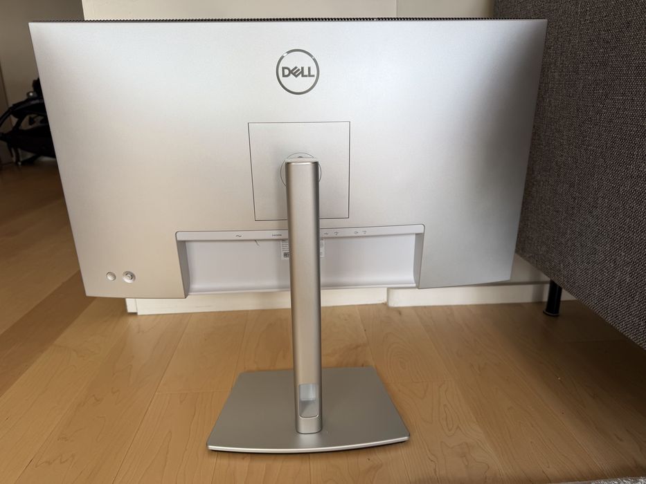 Monitor Dell U2724D 27” QHD — Como Novo, Comprado em 2024