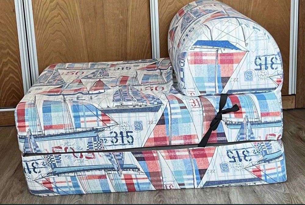 Divã (Sofá - Cama)