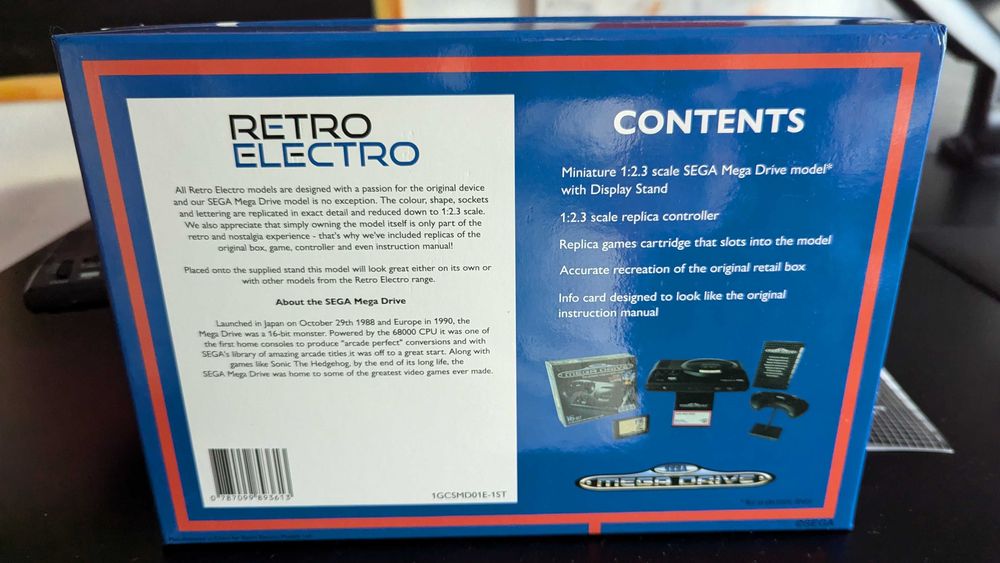 Modelo miniatura da Sega Mega Drive