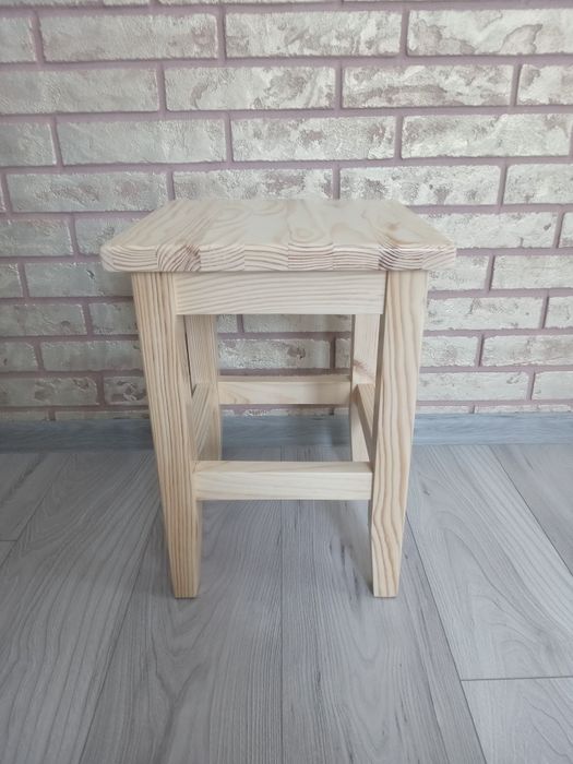 Табуретка кухонна