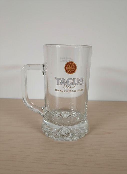 Caneca de vidro para shopp