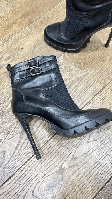 Черевики Pollini