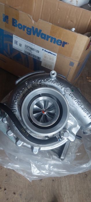 Турбина на Mercedes-Benz OM906LA E3 53279887120 новая