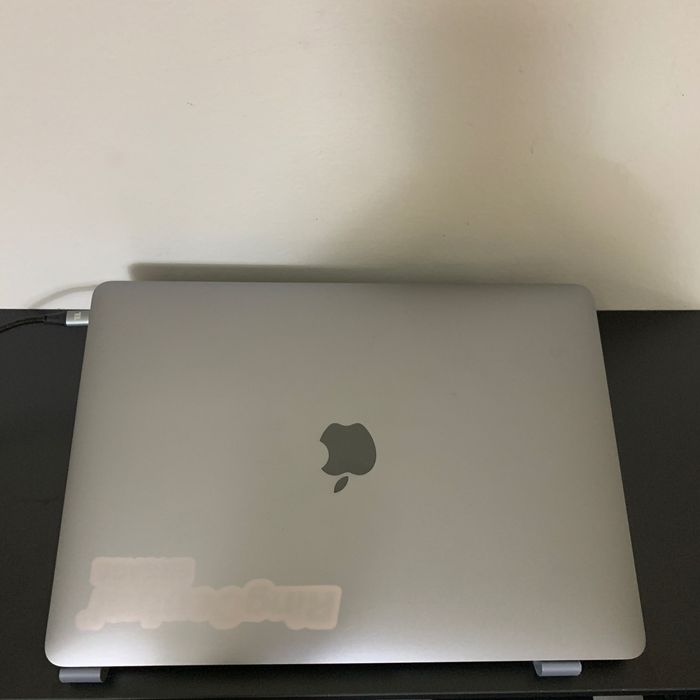 Apple MacBook Pro 13" i5 16GB 256GB - 2017