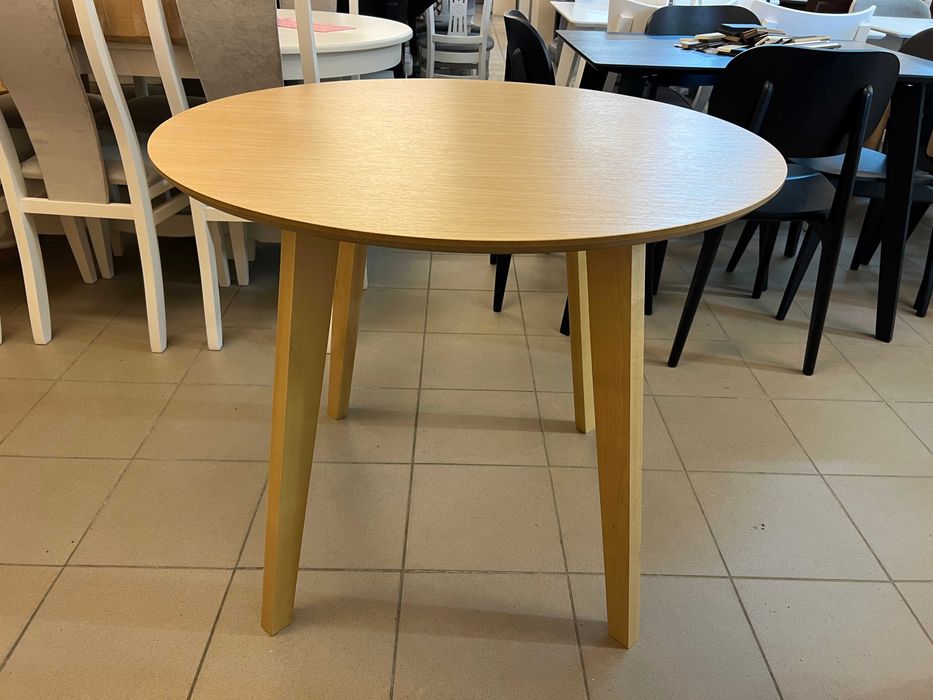 Стіл Марс Д90 круглий суцільний на кухню для дому кухонний для кухні