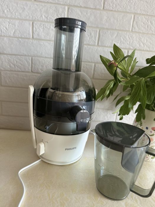 Соковижималка Соковитискач відцентровий Philips