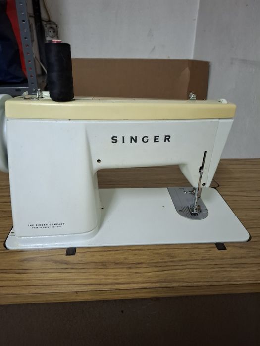 Maquina de costura Singer a pedal