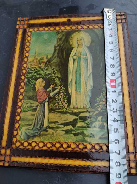 Rzeźba w drewnie Aniela Zgoda Motyw religijny