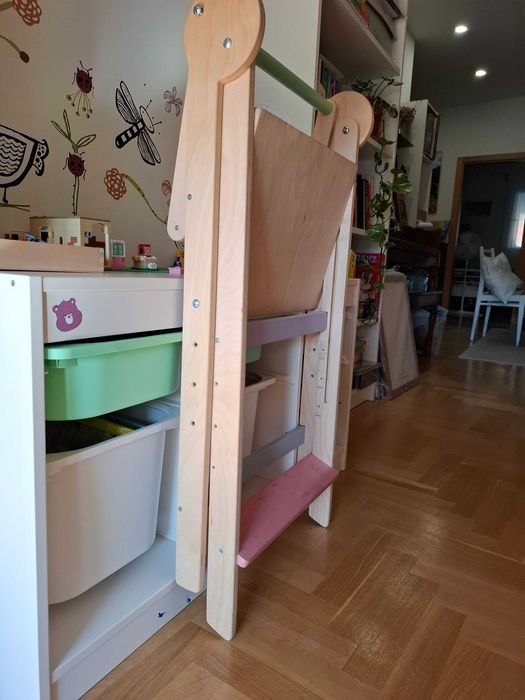 Torre de Aprendizagem Dobrável TOCA, como nova