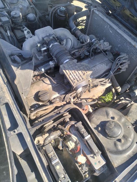 Двигун, мотор, BMW м30в35, е34 е32 е28 е23 е30