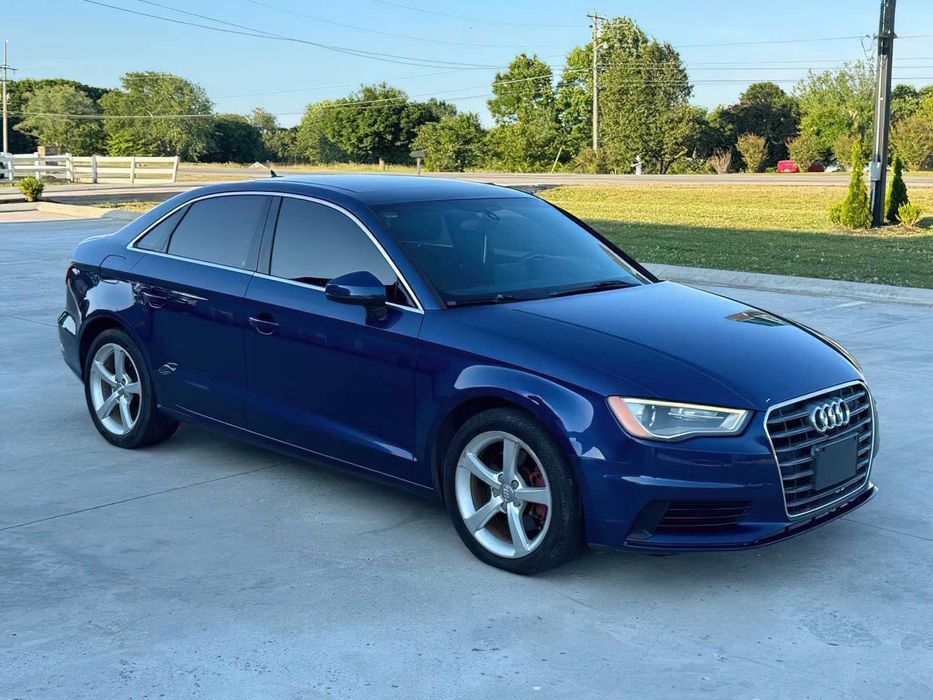 Audi A3 Premium      2015