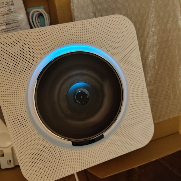 odtwarzacz CD KC-808  FM USB MP3