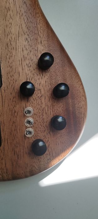 Gitara Basowa 5 - GMR
