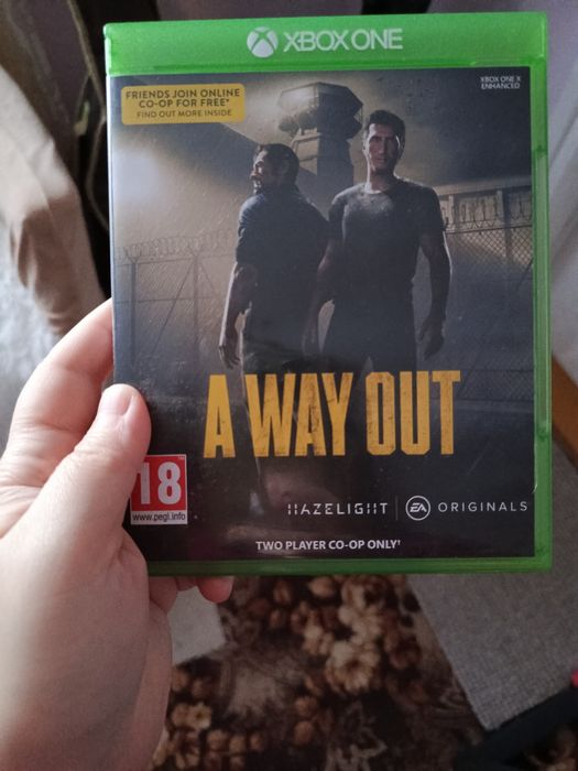 Gra a way out Xbox one stan bdb