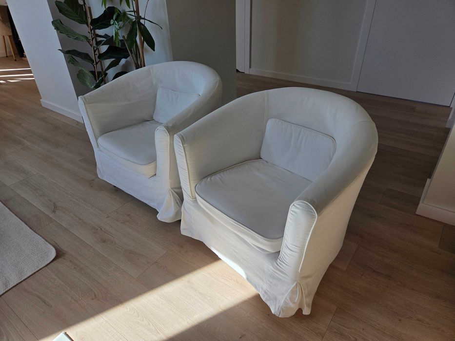 2 białe fotele IKEA
