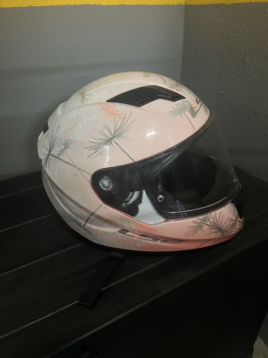 Capacete LS2 cor de rosa XS
