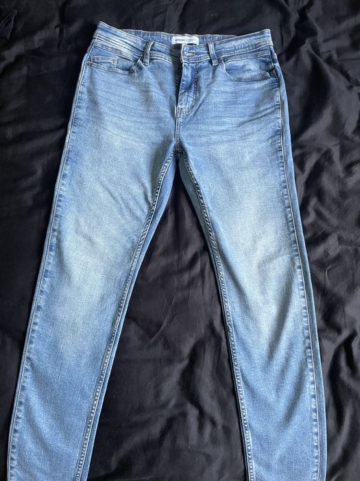 NOWE Jeansy House slim 29/32