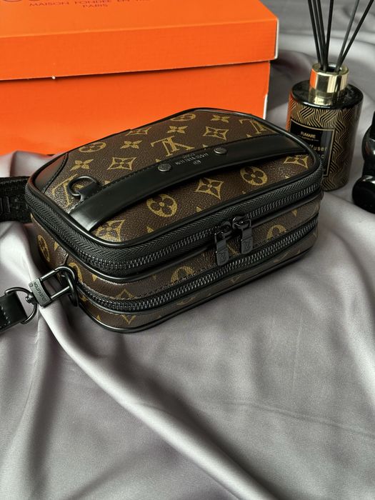 Чоловіча сумка Louis Vuitton мужская сумка барсетка мессенджер через плечо бананка клатч