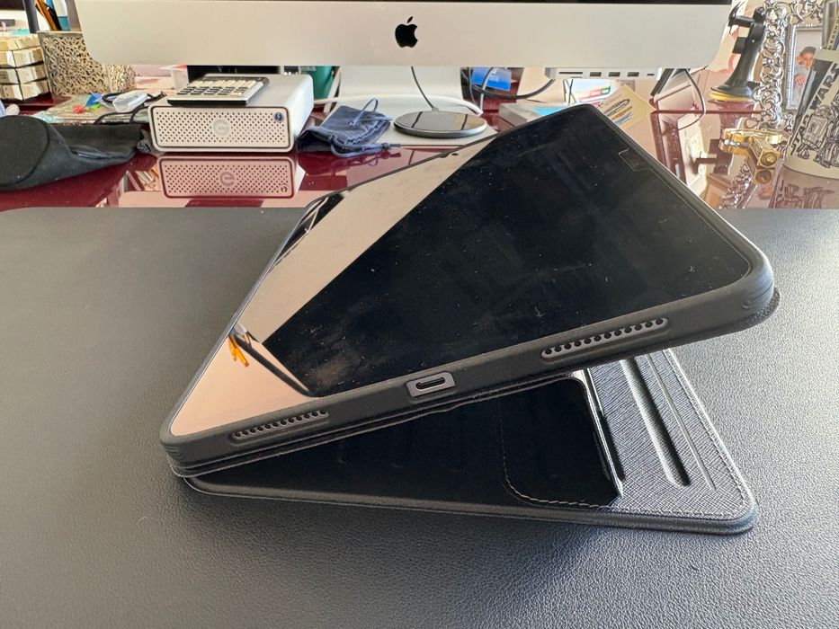 Capa ESR para iPad Pro 11 Pulgadas (5.ª Gen, 2024)