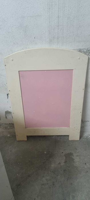 Cama de bebé e colchão