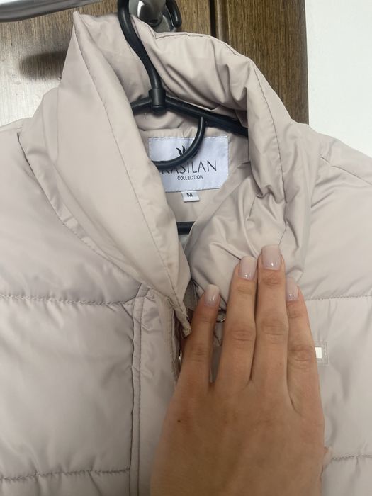 Куртка жіноча  коротка