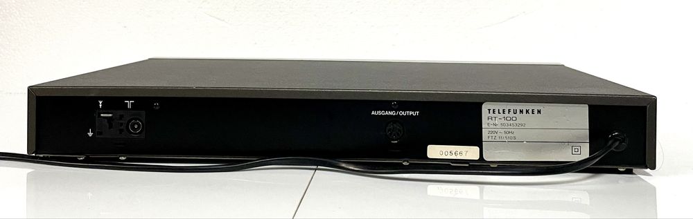 TELEFUNKEN RT-100 Radio AM/FM Stereo Tuner Audio HiFi