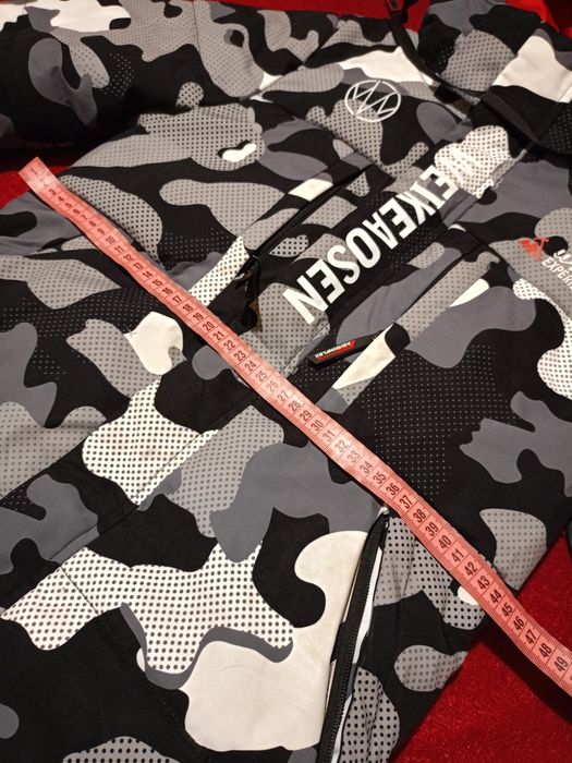 Зимова куртка 158р