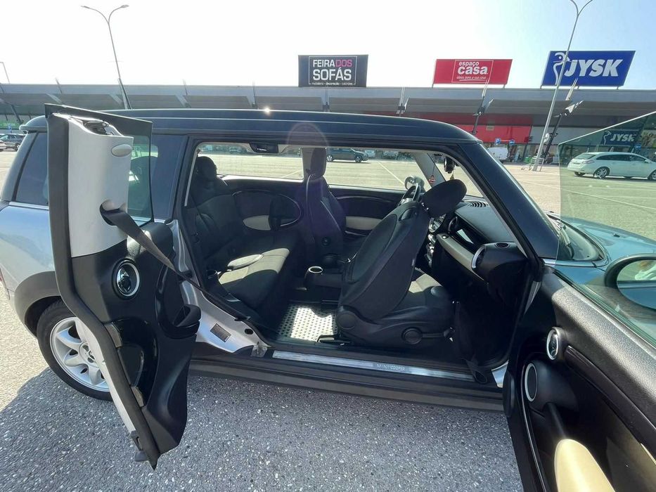 Carro em boas condições
