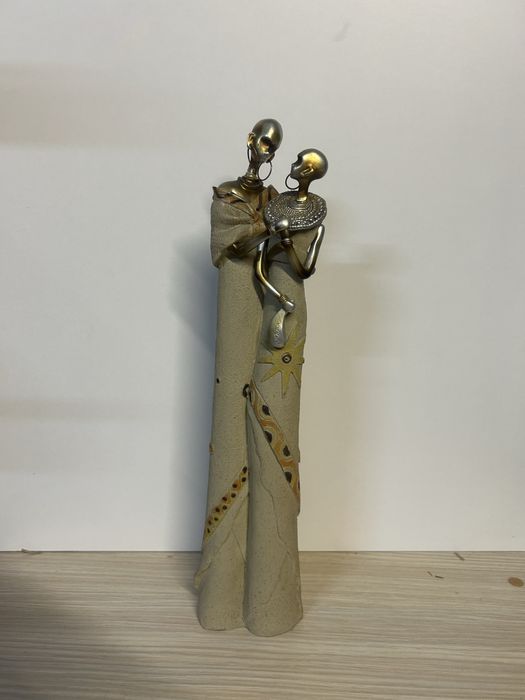 Figura dekoracyjna para – wys. 38 cm  Nr. 9091