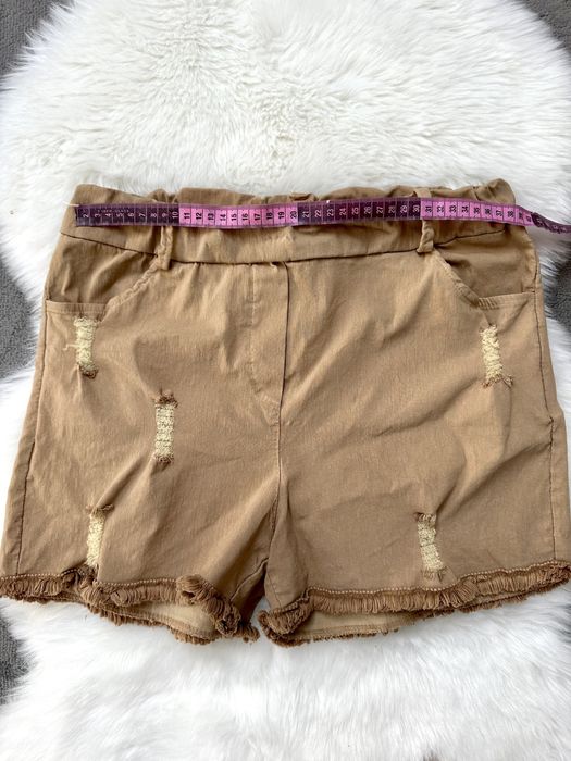 Beżowe spodenki na lato M 38 wiskoza vintage