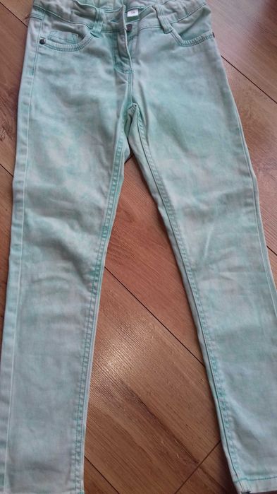 Spodnie dżinsowe 128