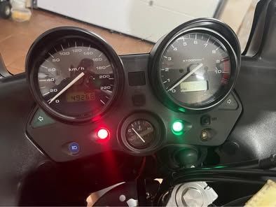 Vendo Honda Varadero 1000 de ano 2000