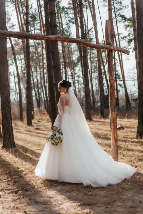 Весільна сукня після хім чистки