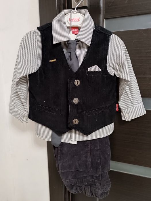 Костюм трійка для хлопчика.