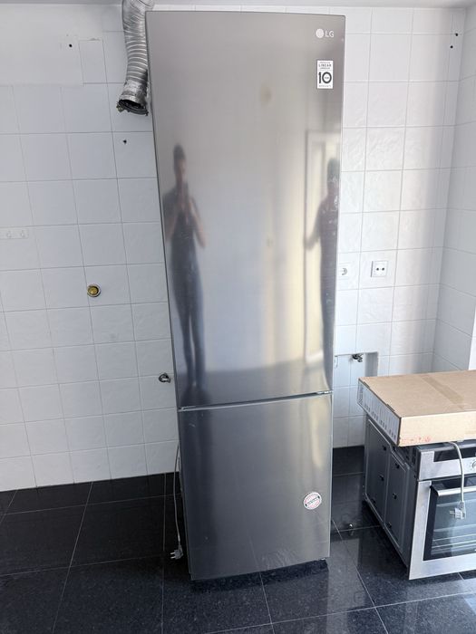 Figorifico LG - para desocupar