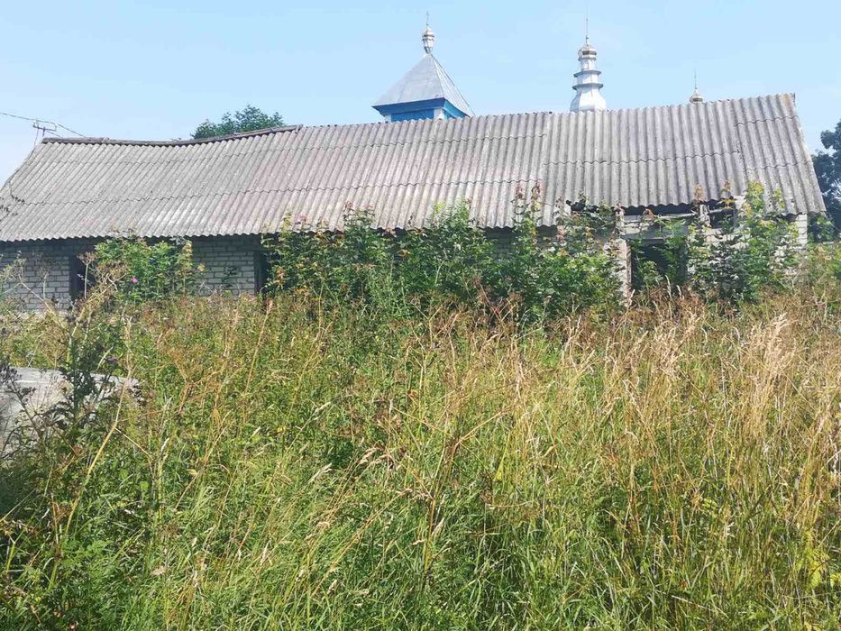 Будино біля озера, перша лінія