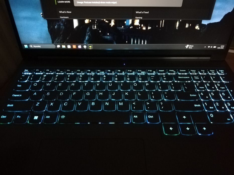 Lenovo legion slim 5 16irh8