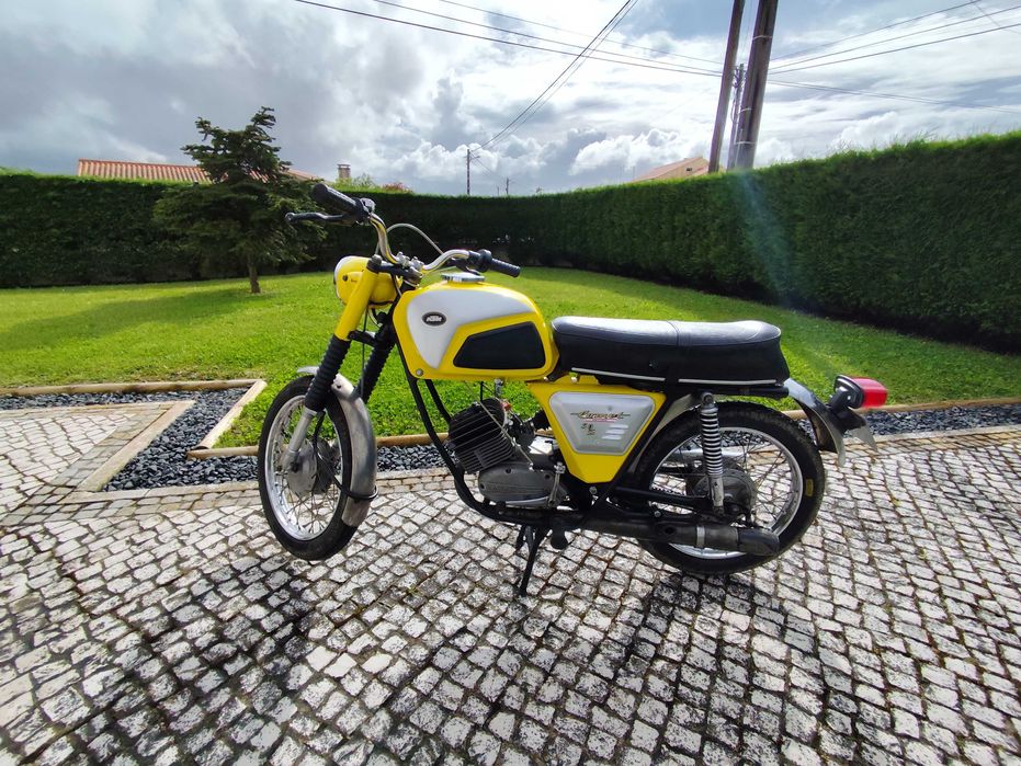 KTM Comet 50s - Doc único