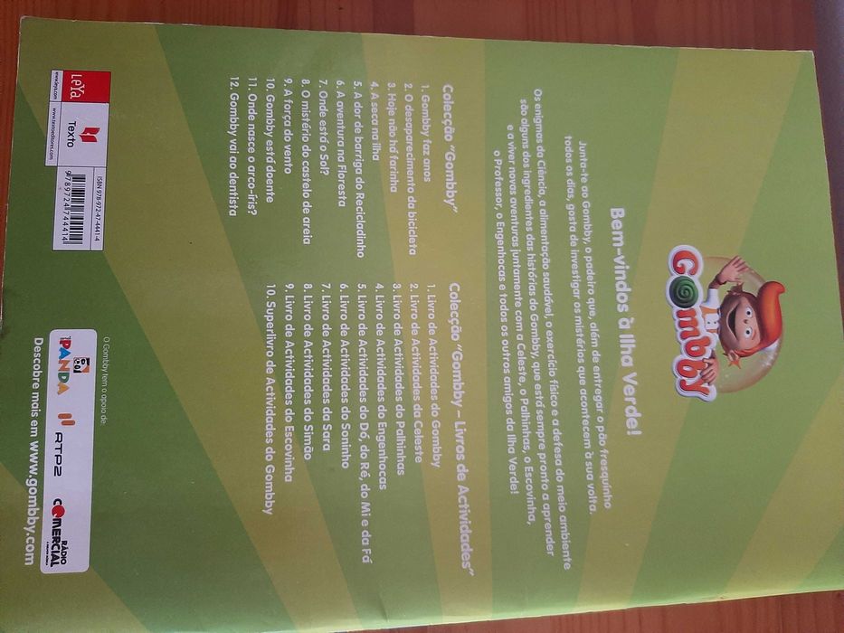 Livro de actividades do Gomby