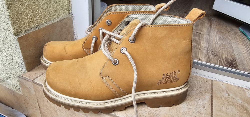 CAT buty skórzane damskie rozmiar 38 wkładka 23,5cm