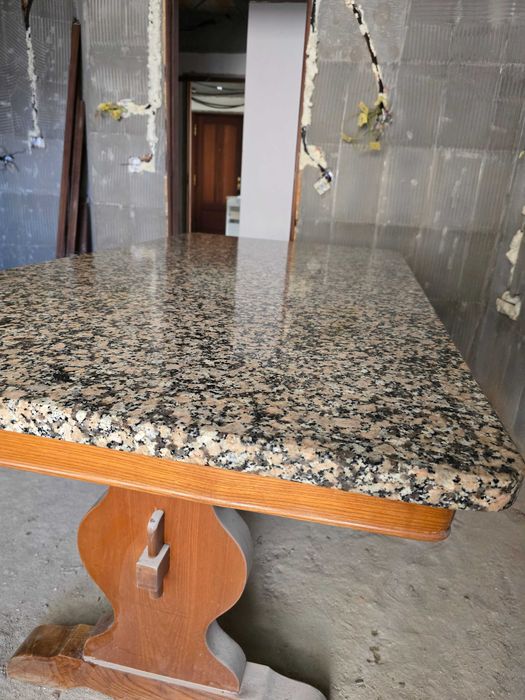 Mesa granito + 6 cadeiras