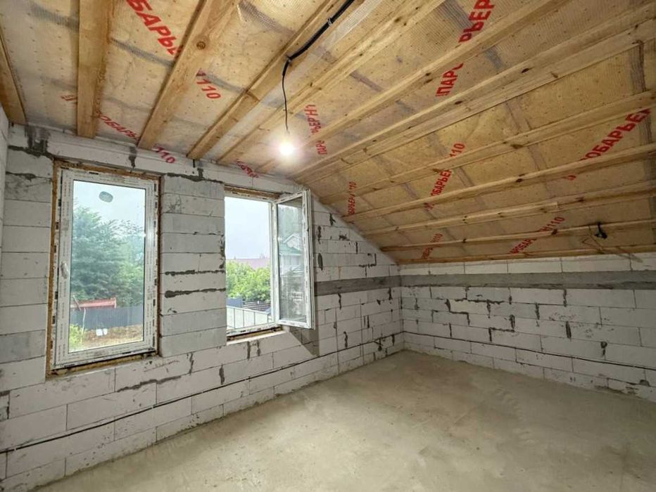 Продаж будинку 210м². 4 кімнати. Під ремонт. Підвал. СЕРТИФІКАТ! ID:744