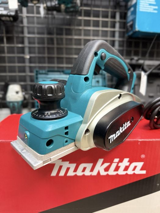 Strug Makita KP0800