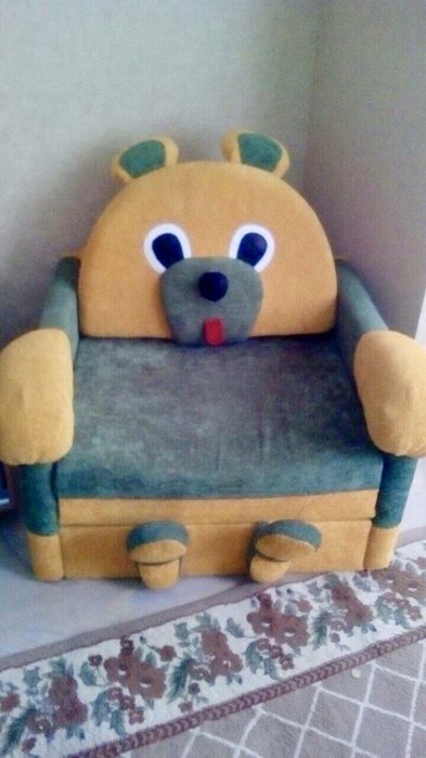 Продам дитячий розкладний диван