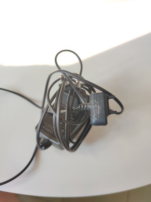 Prawdziwa gratka Ładowarka zasilacz oryginał Sony Ericsson CST-60 retro GSM seria K W C T Z fastport