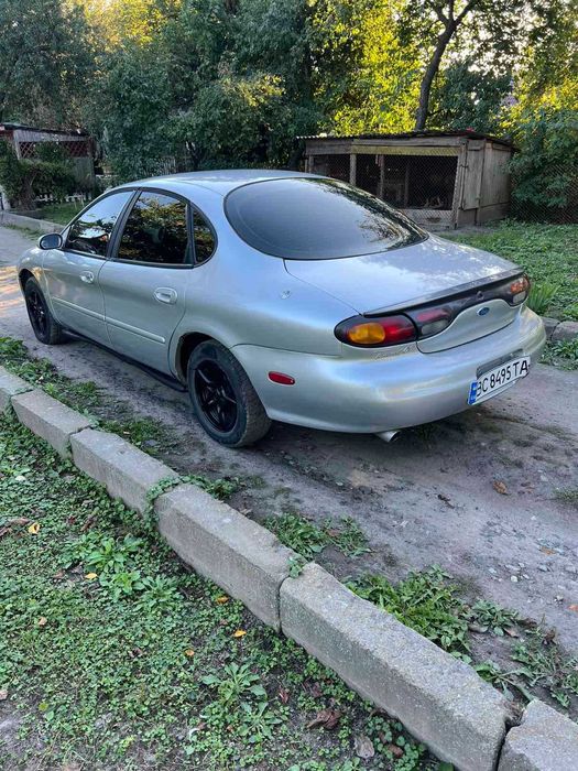 Продам на повному ходу