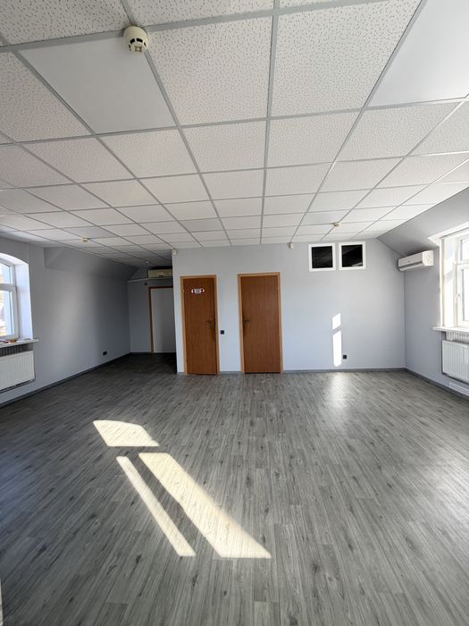 Оренда офісного приміщення в центрі міста