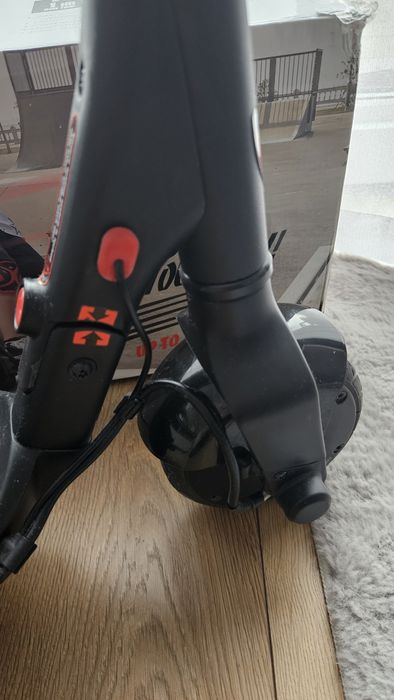 RollPlay Elektryczna Hulajnoga 24V
RollPlay Elektryczna Hu