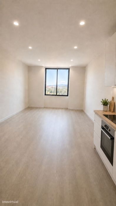 T0 remodelado nos Carvalhos com garagem
